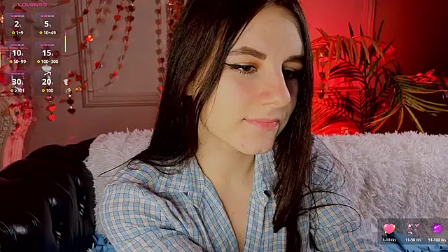 Kelly Woods online show from February 18, 3:44 pm