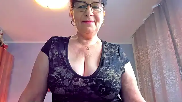 sweetangell69  online show from July 26, 3:25 am