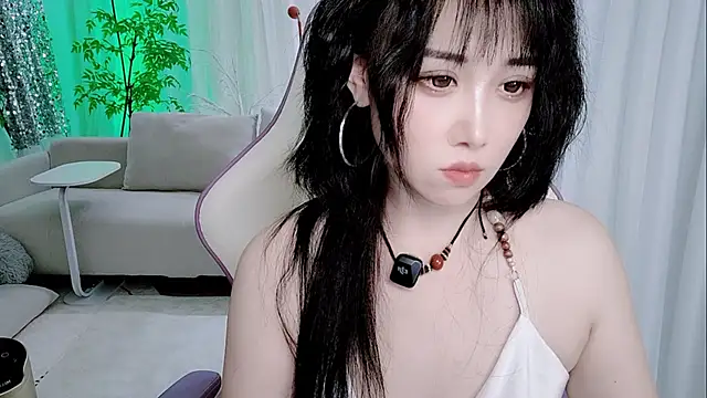 Vaness-a online show from November 16, 6:30 pm