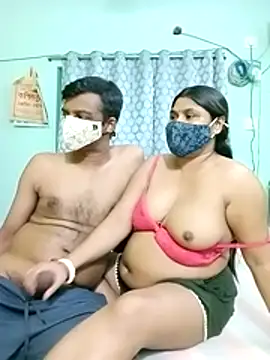 Indian Couple 33 online show from June 25, 12:07 pm