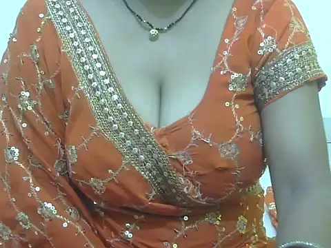 HOT-SEEMAA online show from June 22, 3:58 am