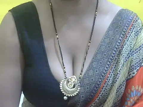 HOT-SEEMAA online show from June 6, 2:51 am