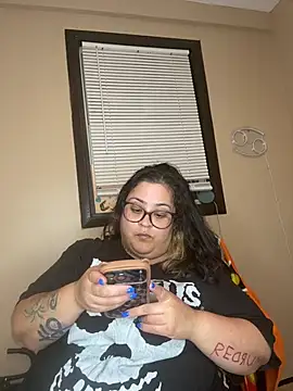 tillymarie34 online show from July 12, 4:02 am
