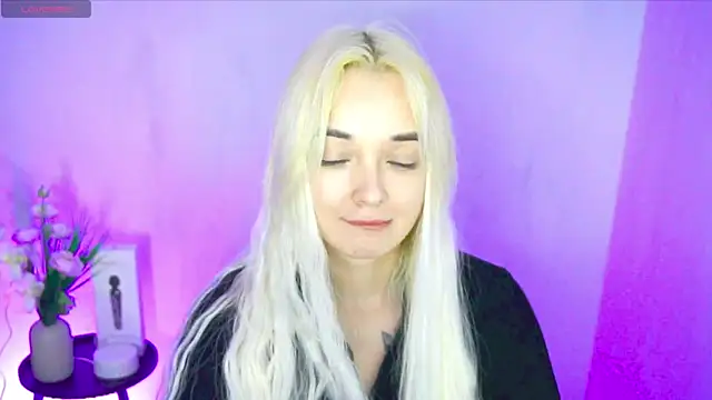 Ashley S online show from July 12, 10:32 pm