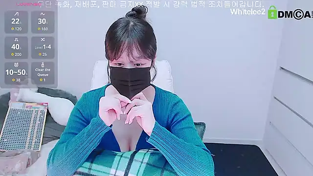 whitelee2 online show from November 2, 12:52 pm