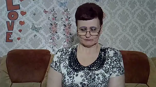 PaulaGolden online show from August 2, 7:50 pm