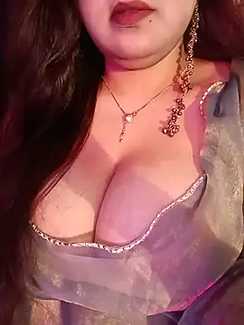 Suhanakhan00 online show from July 21, 11:00 am