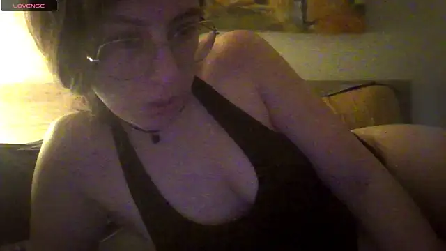 briannababy  online show from June 15, 6:08 pm