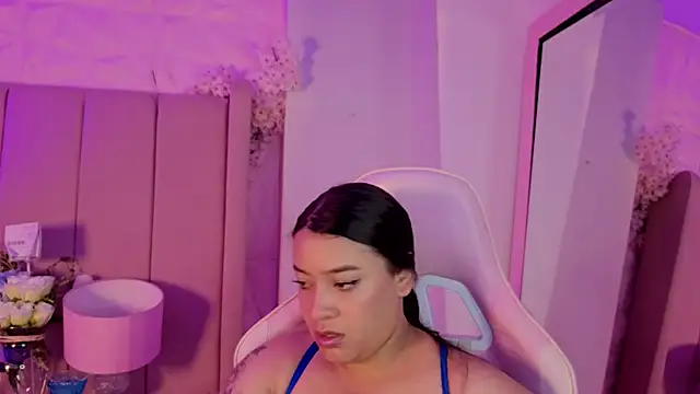 MollyBigBoobs12 online show from June 10, 10:08 pm