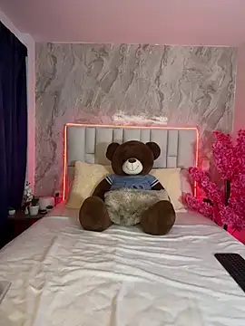 IsabellaAnngel online show from June 26, 12:12 am