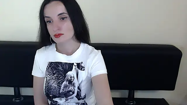 LaimaV  online show from June 21, 4:44 pm