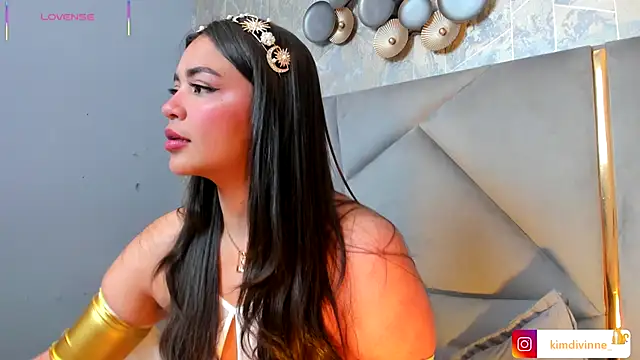 KimDevinne online show from October 24, 12:06 am