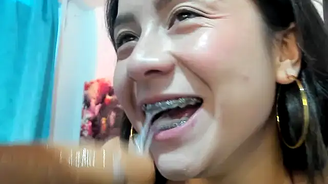 teffy lee online show from October 31, 10:25 pm