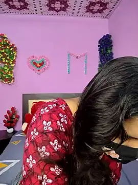 Hot Maleka online show from November 5, 1:33 am