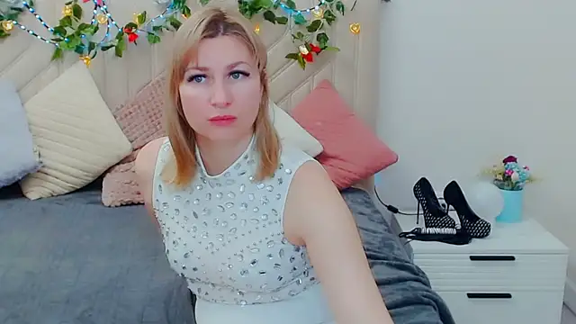 Incredible Ariela online show from March 6, 1:06 pm