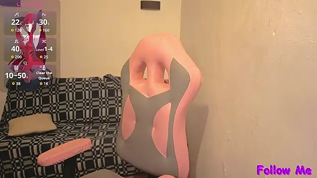 vittorialombardi   online show from March 1, 7:19 am