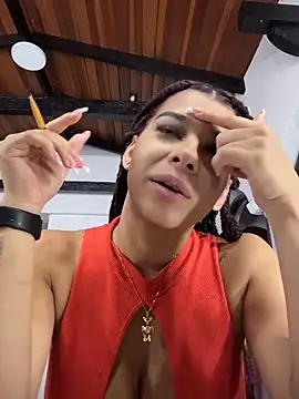 TiaraRosse online show from June 10, 12:15 pm