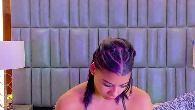 TiaraRosse online show from April 29, 12:08 pm