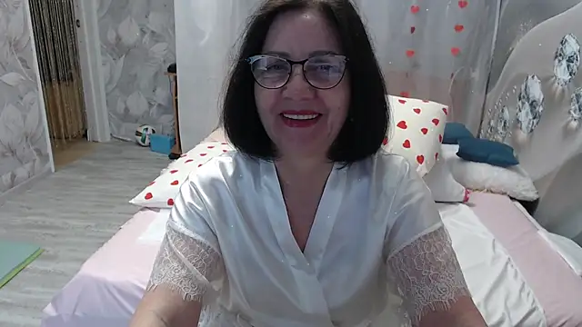 OlgaHottie online show from May 3, 11:41 pm