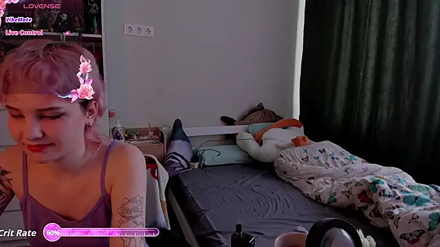 School Love online show from February 12, 7:10 am