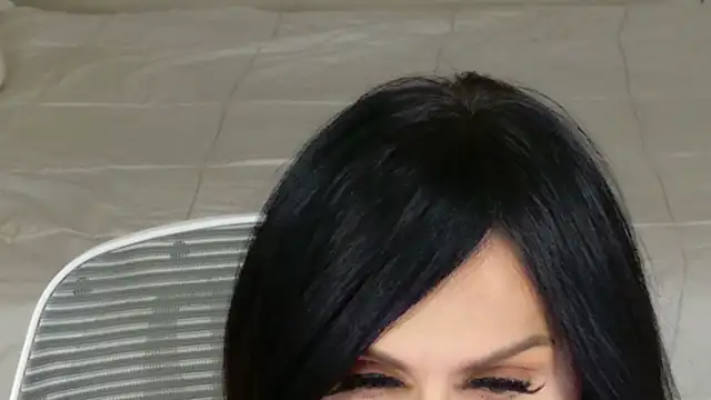 xprettysmilex online show from January 14, 10:15 pm