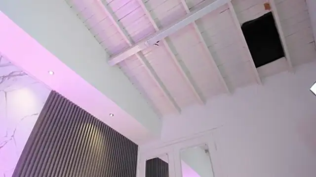AbigailWilliams  online show from July 3, 11:27 am