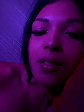 MOMMYJEVAA online show from November 17, 9:54 am