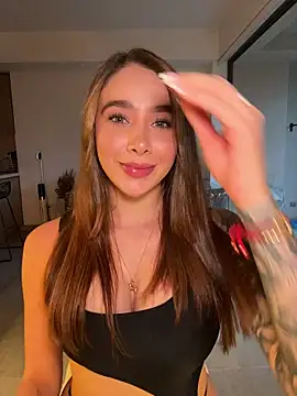 Lanataylor- online show from August 4, 11:11 pm