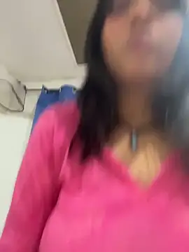 Carlacutte online show from March 3, 4:02 pm