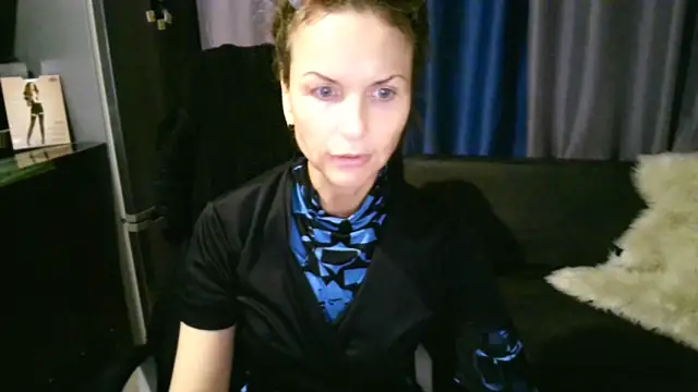 Elizabe th online show from October 15, 5:48 pm