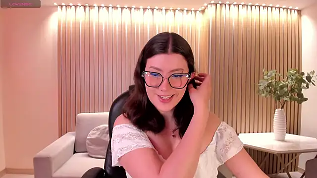AmberFarrell online show from July 25, 8:05 pm