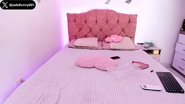 jade dakota   online show from October 2, 1:21 am