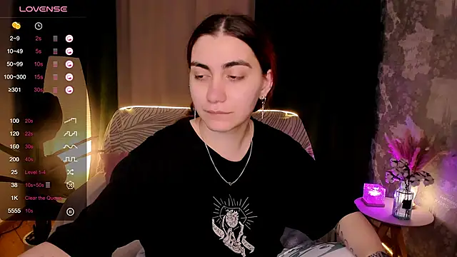 hannacheekss  online show from October 1, 2:16 am