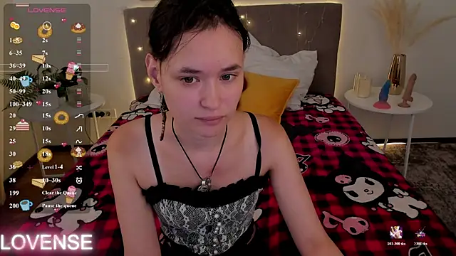 Emily Strikeee online show from July 10, 2:12 am