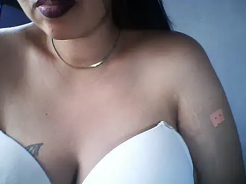 layanah12 online show from July 10, 9:21 am