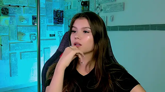 EvaThopson online show from September 26, 12:14 pm