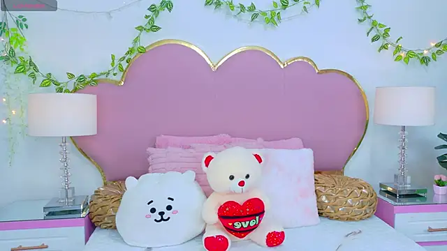 NahiaraReina online show from November 14, 2:28 pm