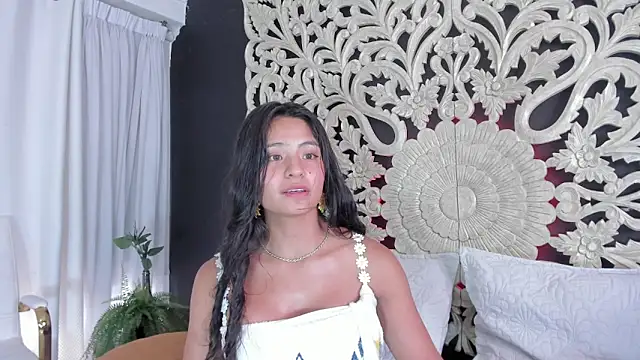 Mindy sweety online show from May 2, 1:14 pm