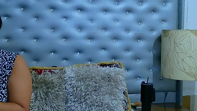 EileenBenzon online show from August 3, 2:34 pm