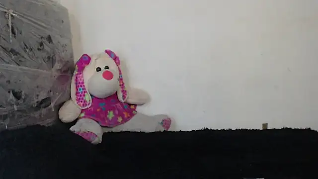 skinny sweet2411 online show from November 22, 4:48 am