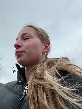 Hr Fru Olsen online show from February 17, 10:25 am