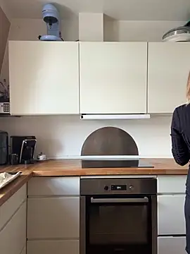 Hr Fru Olsen online show from September 28, 12:43 pm