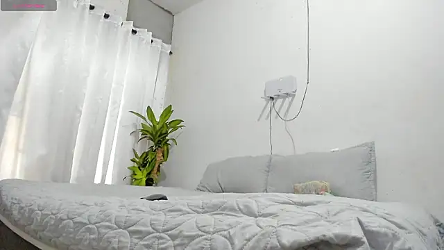 lanaa paul1 online show from March 23, 10:05 pm