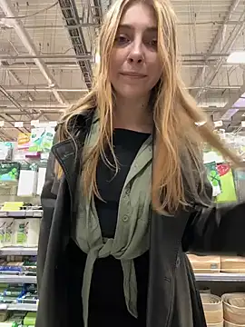 Sunny   Bunny online show from November 4, 1:16 pm