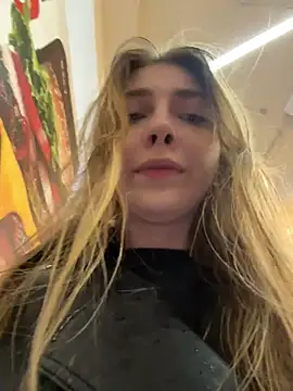 Sunny   Bunny online show from April 25, 2:25 pm