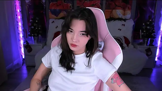 as1an girlfriend online show from December 21, 12:42 pm