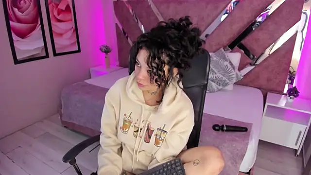 KatherineGomez online show from January 7, 3:10 am