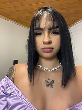 Hilary pinkk online show from February 8, 2:15 am