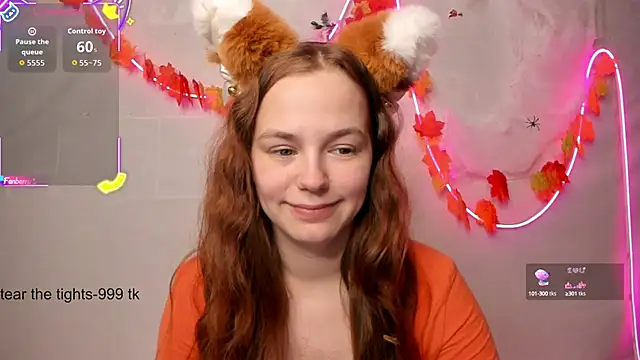 Snapshot of Fox_Lisa chatting on October 15, 8:22 pm Fox Lisa online show from October 15, 8:22 pm