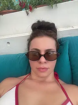 CurlyLara online show from July 19, 11:34 am